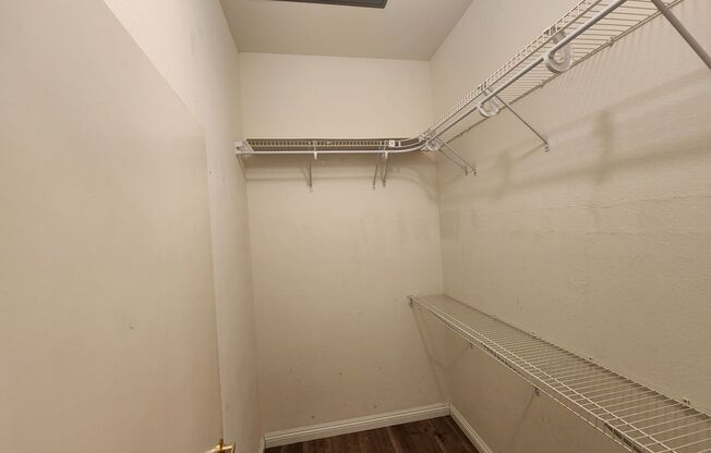 2 beds, 2 baths, $1,500, Unit # 271