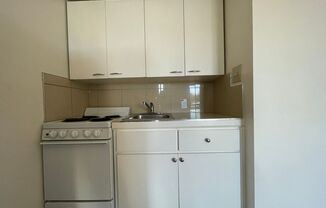 Studio, 1 bath, $2,290, Unit 30