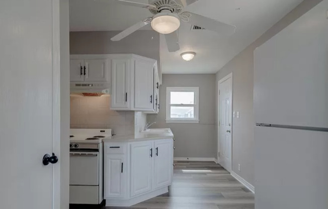 2803 Elm