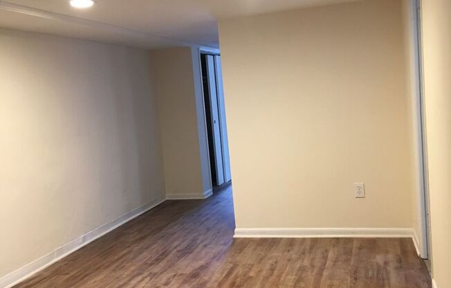 684 N 5TH