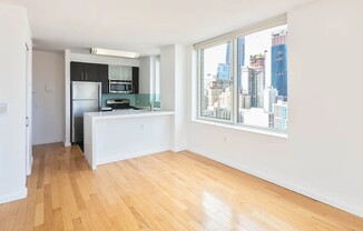 344 W 37 ST