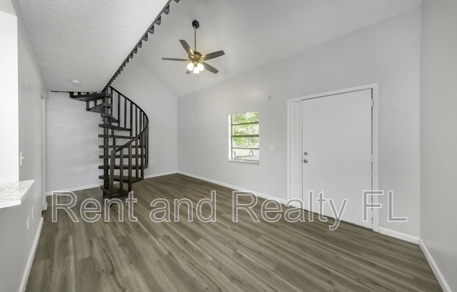2122 Bradford St. #523