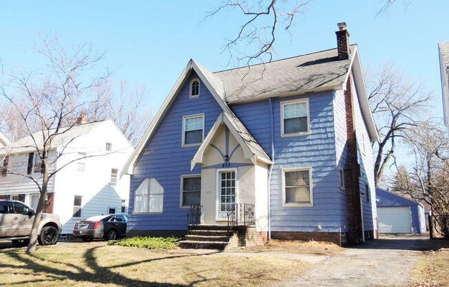 4 Bed - 1 Bath Colonial for Rent in Cleveland Heights | Gorgeously Renovated!