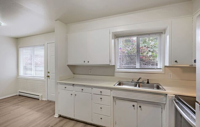 Scenic Hill Apartments