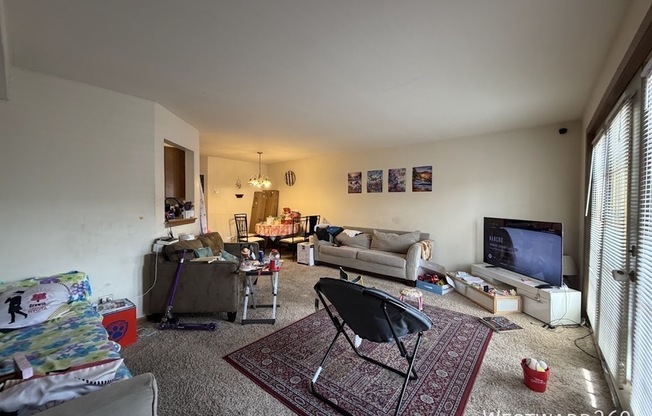 4120 WILLIAMSBURG CT