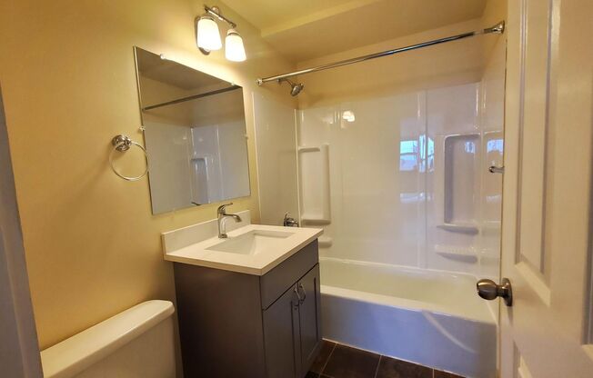 1 bed, 1 bath, 600 sqft, $2,250, Unit 208