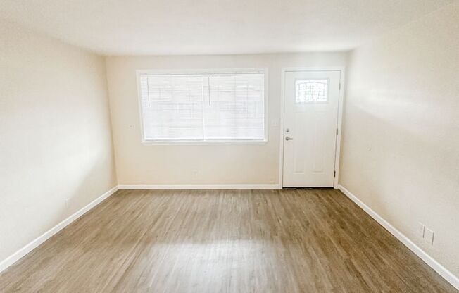 Oak Village West Apartments