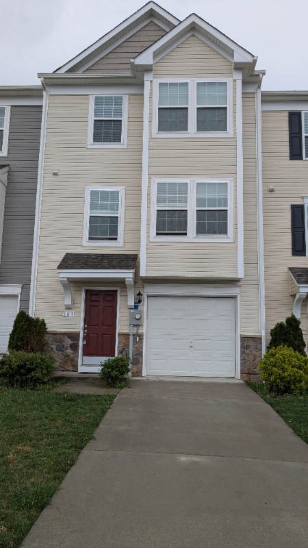 103 KINKADE CT