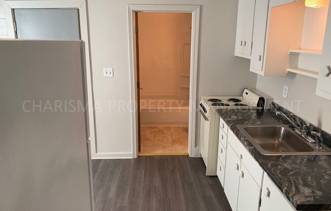 ONE BEDROOM LOCATED IN DOWNTOWN SIOUX FALLS.