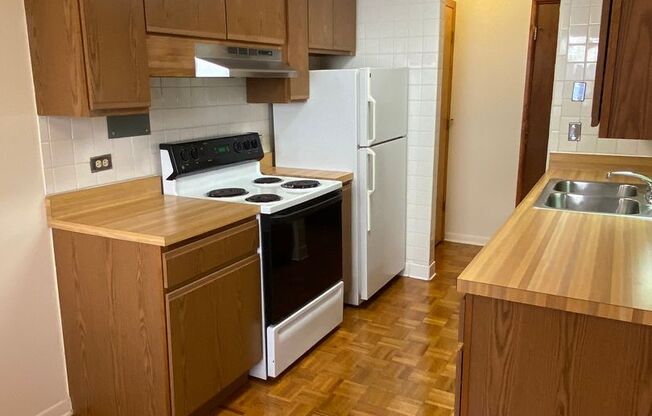 Studio, 1 bath, 525 sqft, $1,675, Unit 531-223