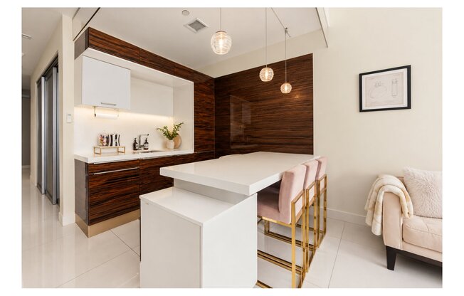 Studio, 1 bath, 726 sqft, $4,600, Unit 415