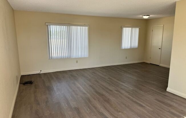 2 beds, 1 bath, 900 sqft, $2,495, Unit UNIT F