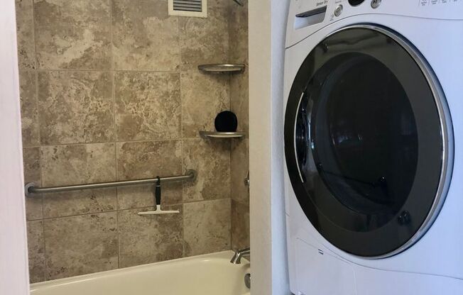 2 beds, 2 baths, $2,695, Unit # 705