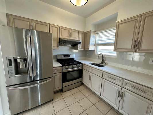 3 beds, 1 bath, 1,150 sqft, $3,000, Unit 2