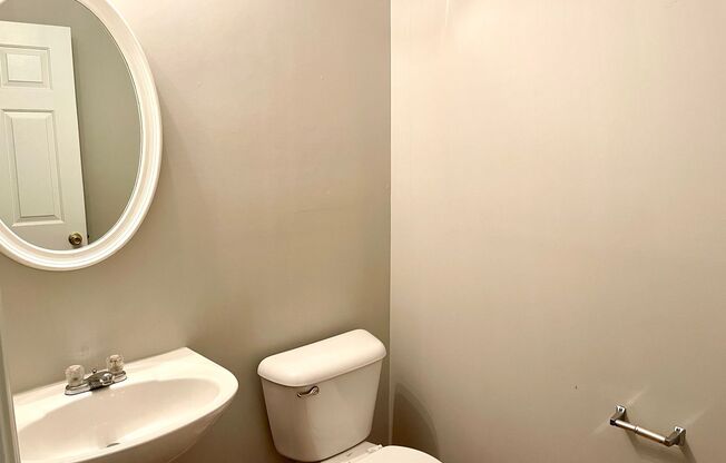 Welcome to this cozy and conveniently located 3-bedroom, 2.5-bathroom home in McDonough, GA.