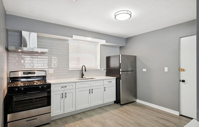 1910 S 16th Broadview