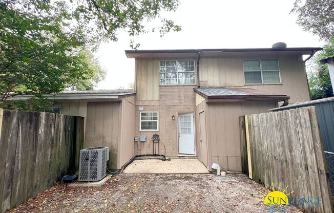 2 beds, 1.5 baths, $1,500