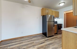 2 beds, 1 bath, 980 sqft, $1,195, Unit 205