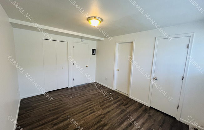 1630 N PONTIAC TRL
