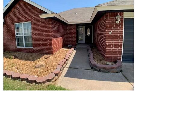 3 beds, 2 baths, $1,350