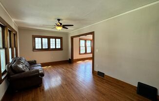 4 beds, 1 bath, $2,200