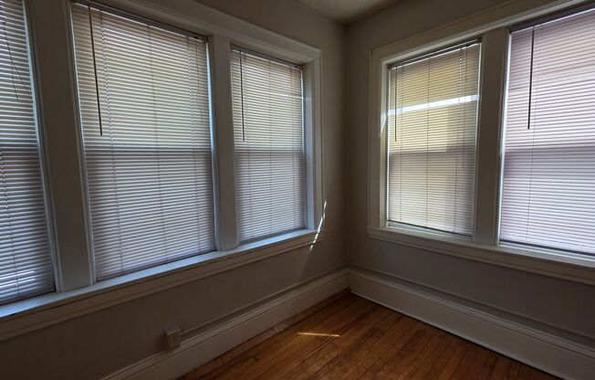 2118 Dupont Avenue S