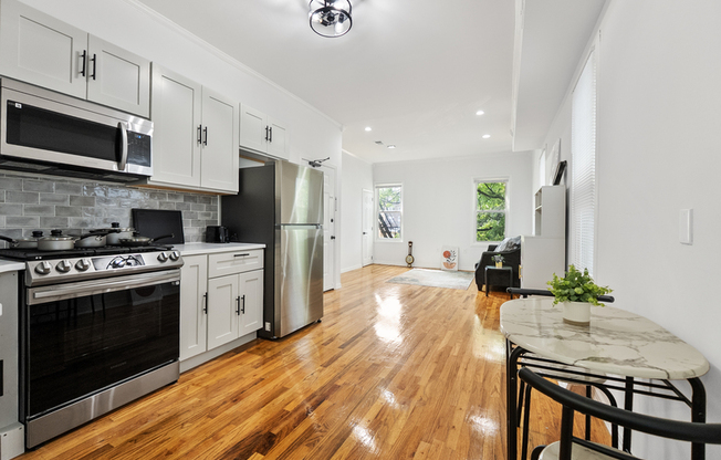 119 CLENDENNY AVE