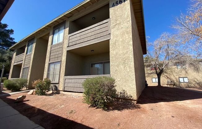 4561 CARRIAGE PARK DR