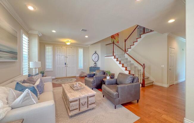 31 CRESTVIEW DR