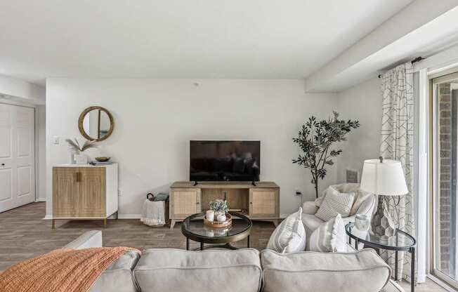 Soft and Refreshing Living Room at Columbia Pointe, Maryland , 21045