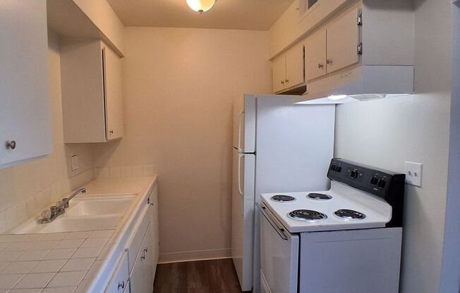 1 bed, 1 bath, 530 sqft, $1,095, Unit 133