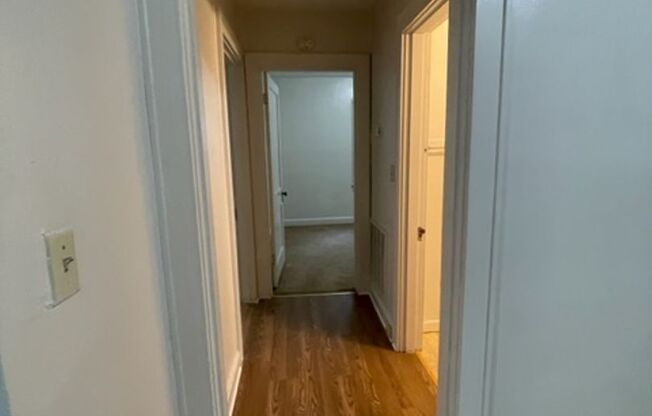 2 beds, 1 bath, $1,650