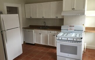 4 beds, 1 bath, 1,400 sqft, $3,100, Unit 2