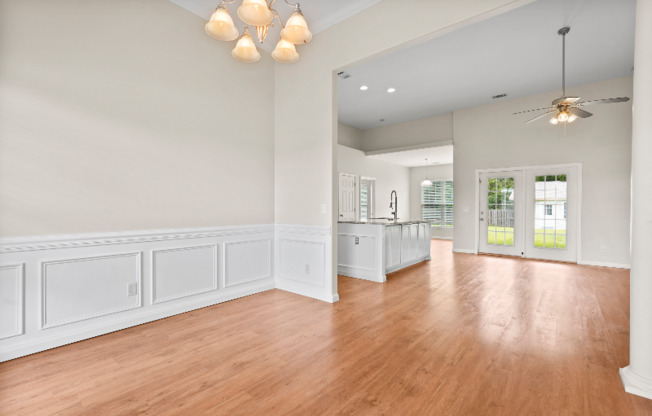 168 WILLOW PT CIR