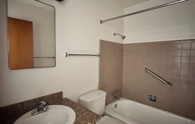 Studio, 1 bath, $695, Unit 1511-28