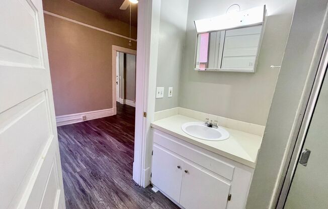 Studio, 1 bath, 259 sqft, $710, Unit 405