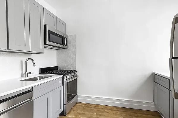 225 13 ST