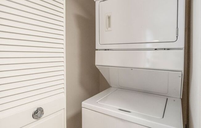 1 bed, 1 bath, 747 sqft, $1,795, Unit 116-11