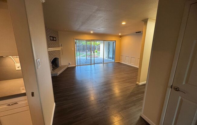 Upgraded Three Bedroom Duplex!