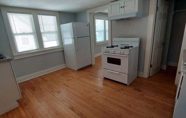 843 Shawano Ave