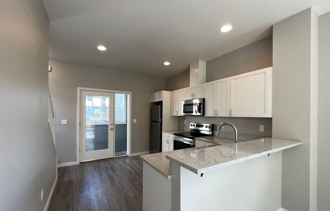 2 beds, 1.5 baths, $1,995, Unit ADU #B