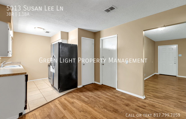 5013 SUSAN LEE LN