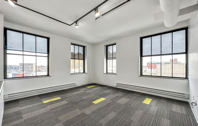 2 beds, 2 baths, 1,000 sqft, $1,200, Unit 601