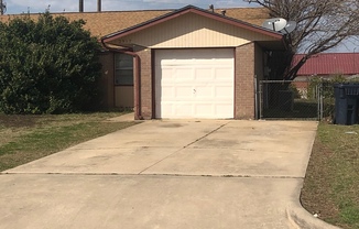 3 BED 2 BATH NEXT TO OCCC!!