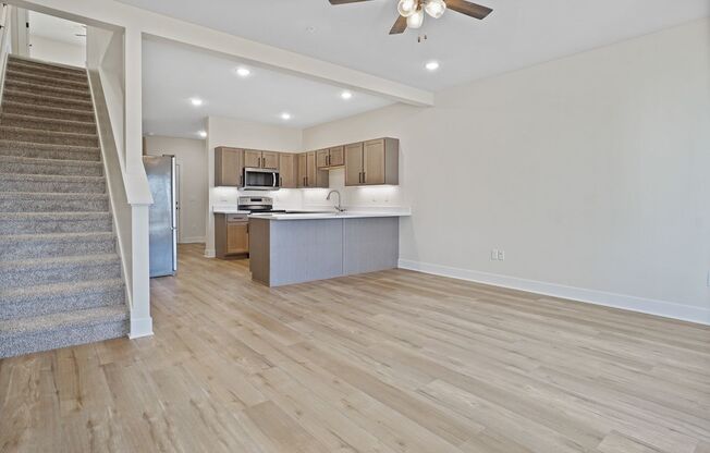 3 beds, 2.5 baths, 1,960 sqft, $2,600, Unit 116 Eiche Drive - Unit 2