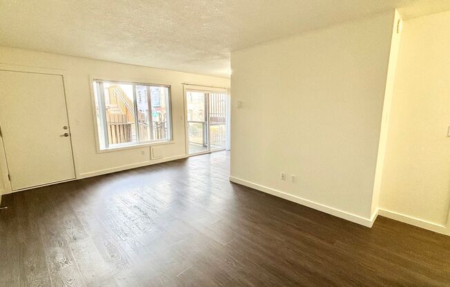 2 beds, 1 bath, 750 sqft, $1,535, Unit 1436