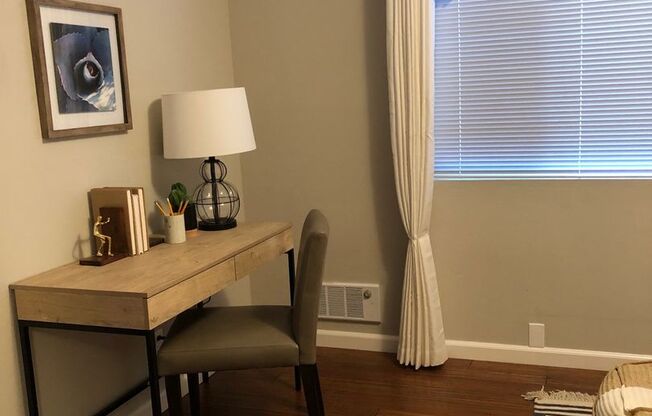 2 beds, 1.5 baths, 1,000 sqft, $3,595, Unit 08