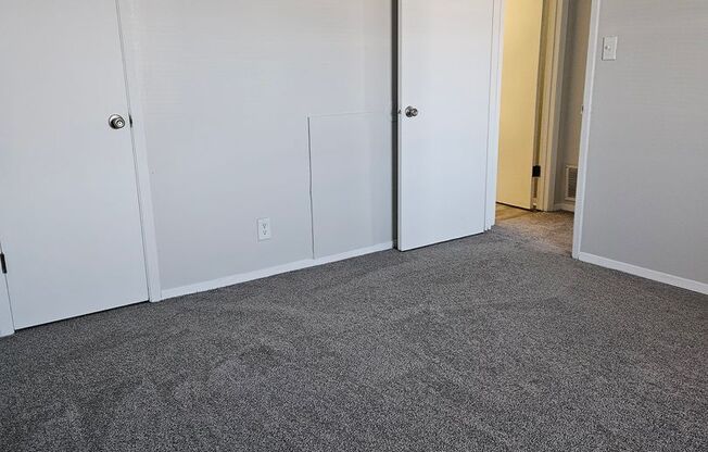 1 bed, 1 bath, 612 sqft, $685, Unit 4965 Sycamore