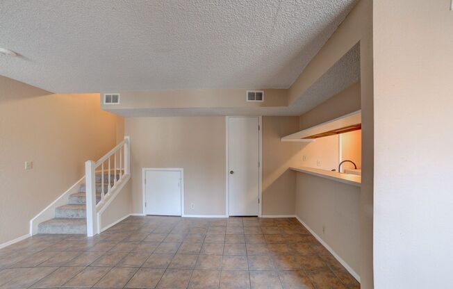 2 Bed 1.5 Bath Condo Ready For Rent!
