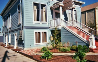 611 SANTA CLARA AVE